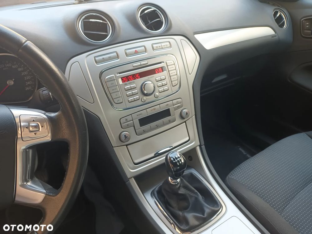 Ford Mondeo 2.0 TDCi Gold X - 6