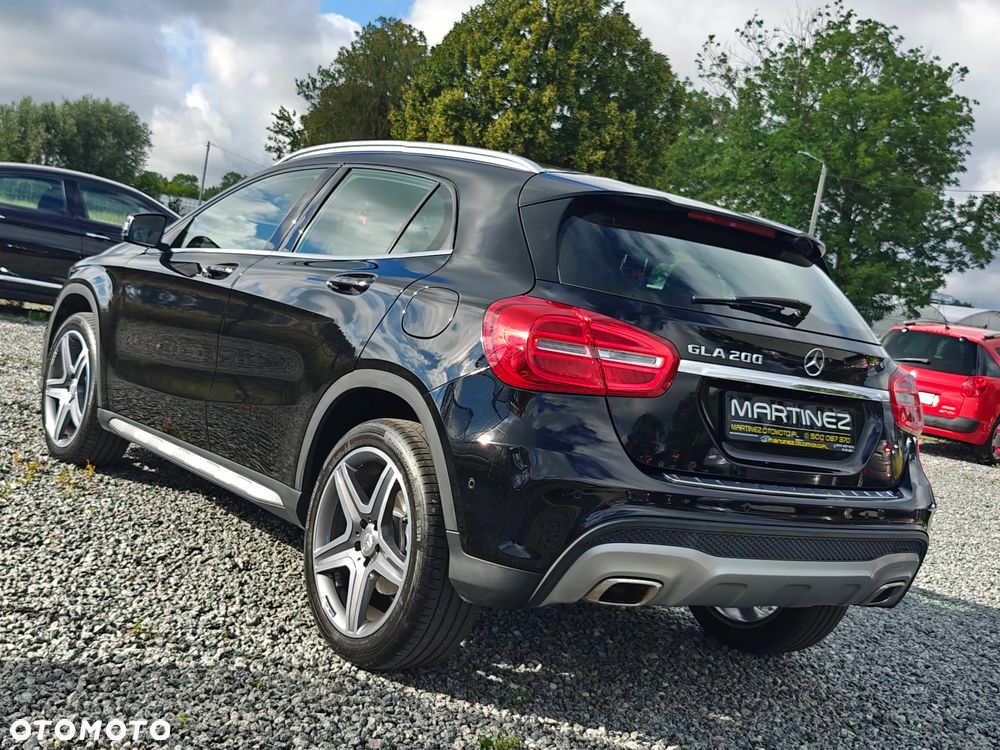 Mercedes-Benz GLA 200 AMG Line - 5