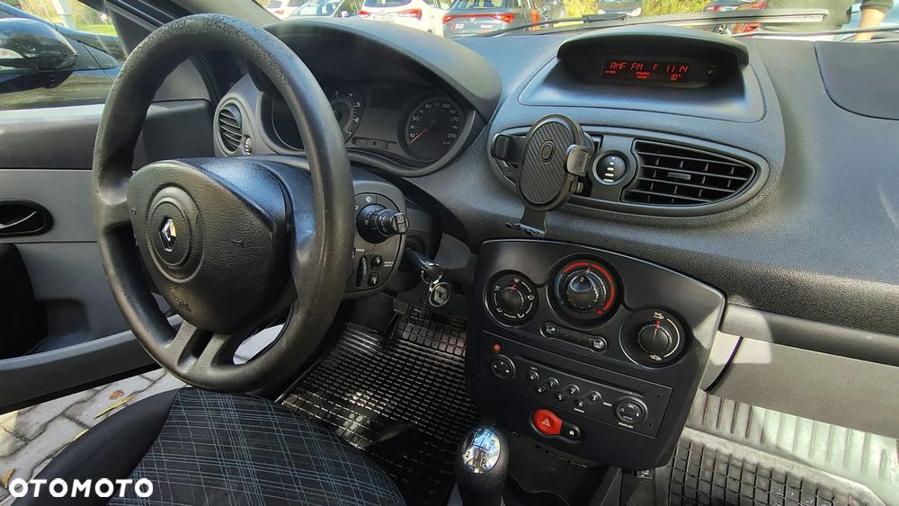 Renault Clio - 5
