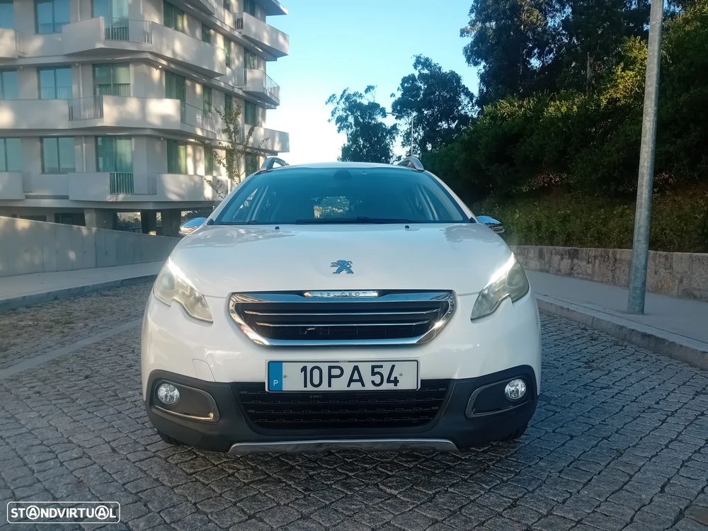 Peugeot 2008 1.2 PureTech Allure - 3