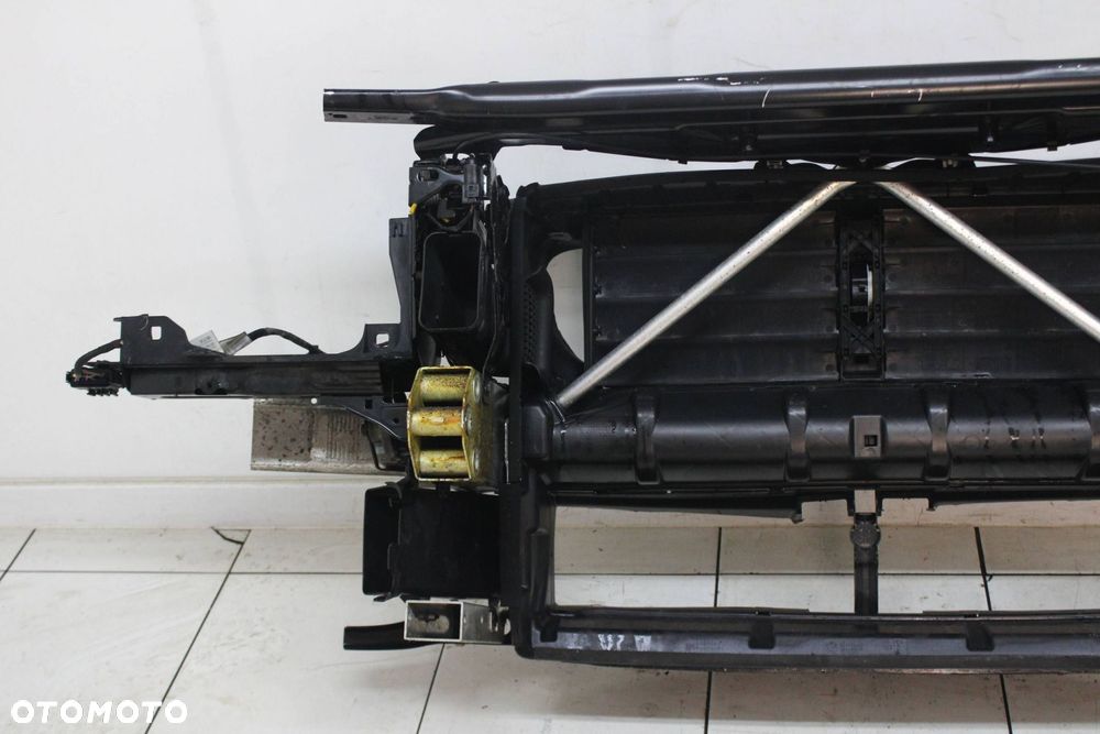 BMW 5 F10 F11 2009R- PAS PRZÓD PRZEDNI ŻALUZJA ROLETA BELKA - 8