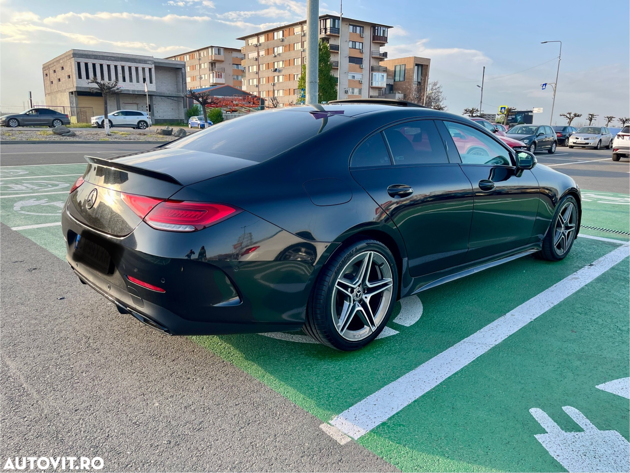 Mercedes-Benz CLS 350 d 4Matic 9G-TRONIC AMG Line - 6