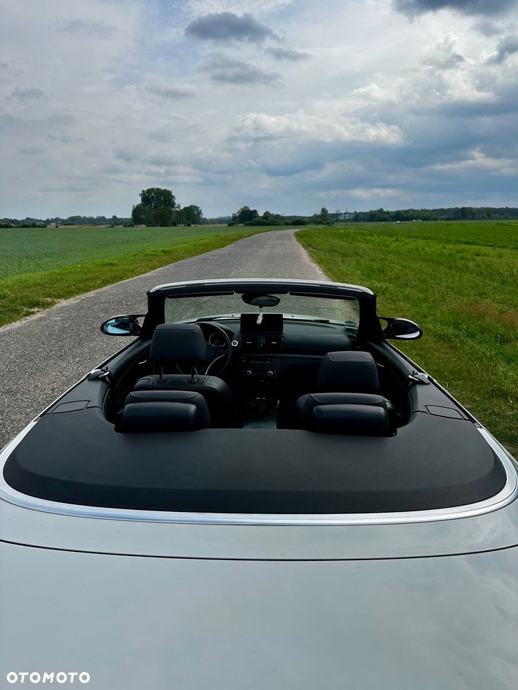 BMW Seria 1 125i - 12