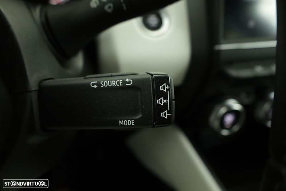 Renault Clio 1.0 TCe Techno Bi-Fuel - 18