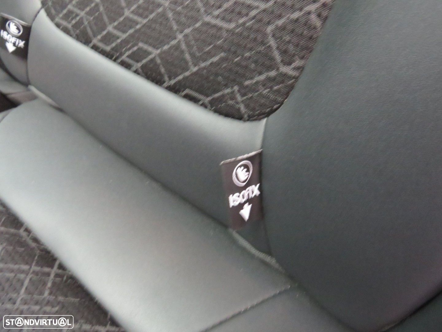 Peugeot 3008 1.6 BlueHDi Access - 29