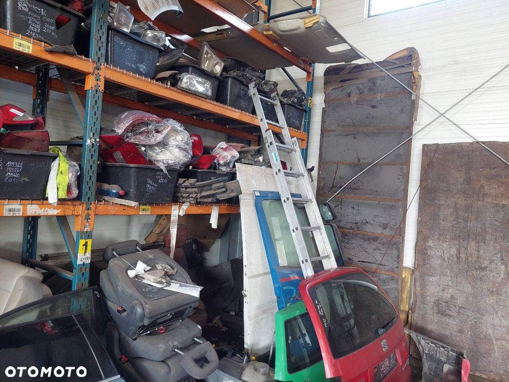 KOMPLETNY TYŁ KLAPA ZDERZAK BELKA LAMPY LAMPA AUDI A4 B8 SEDAN LZ3F - 14