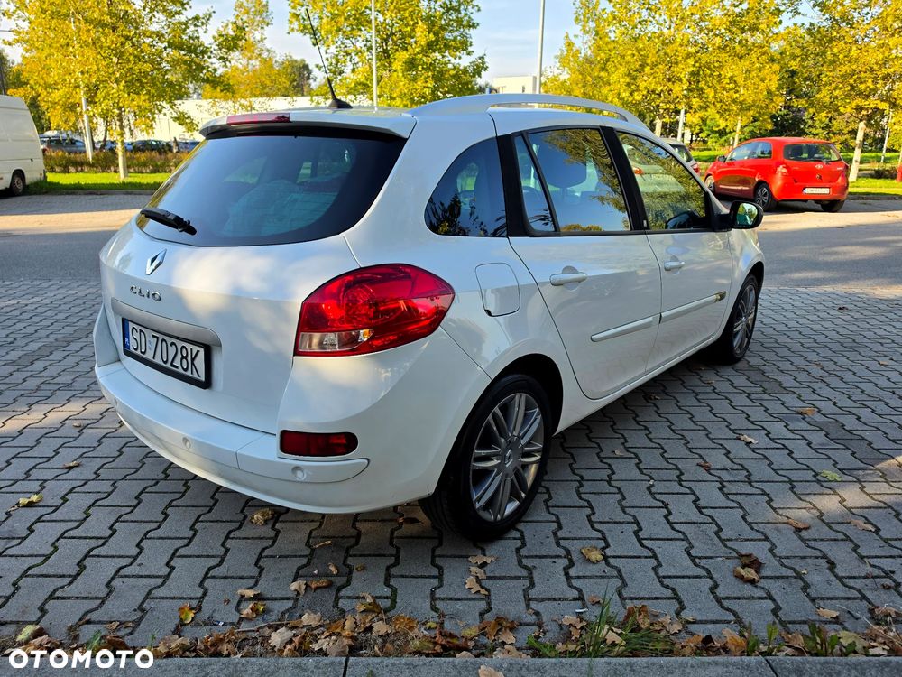 Renault Clio - 14