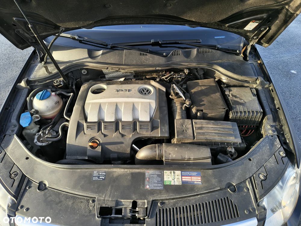 Volkswagen Passat Variant 2.0 TDI DPF Highline - 15