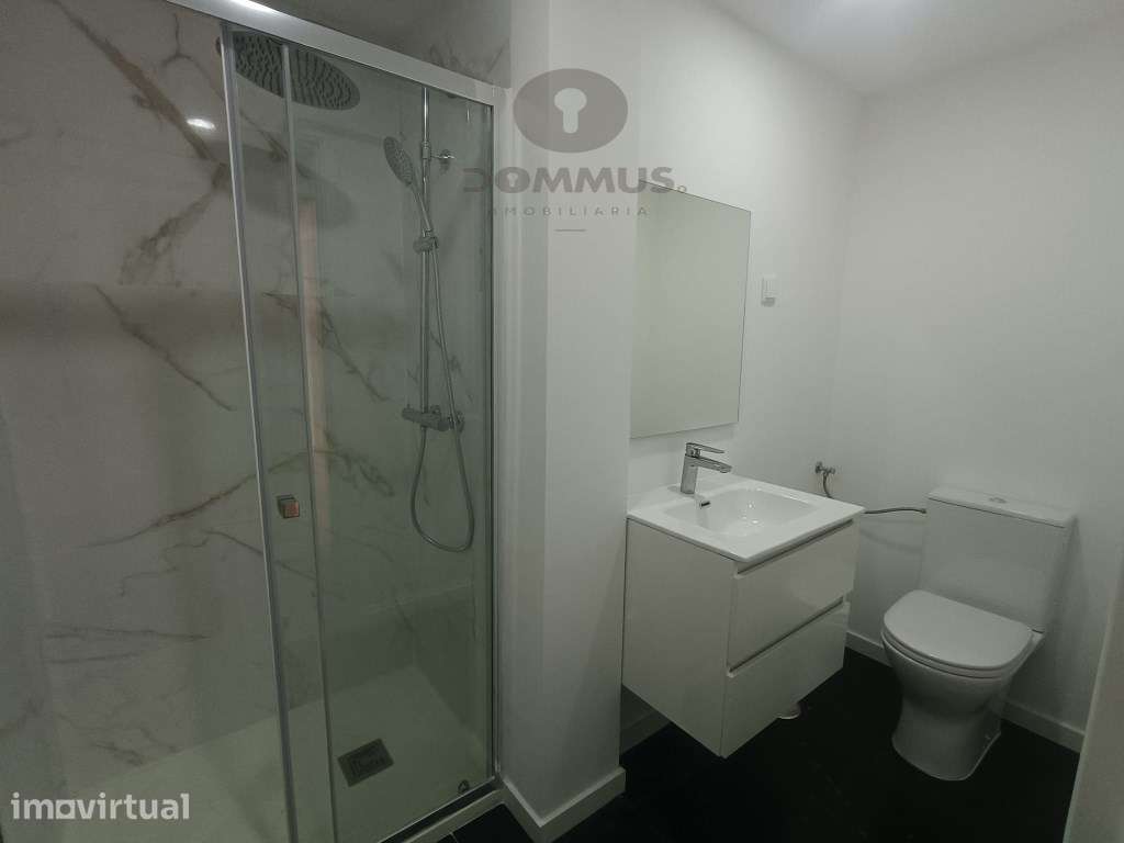 Apartamento T2 Totalmente Remodelado na Damaia - Grande imagem: 5/26