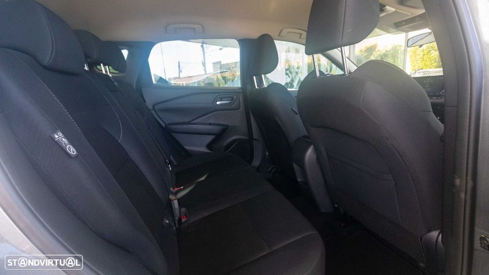 Nissan Qashqai 1.3 DIG-T N-Connecta - 11