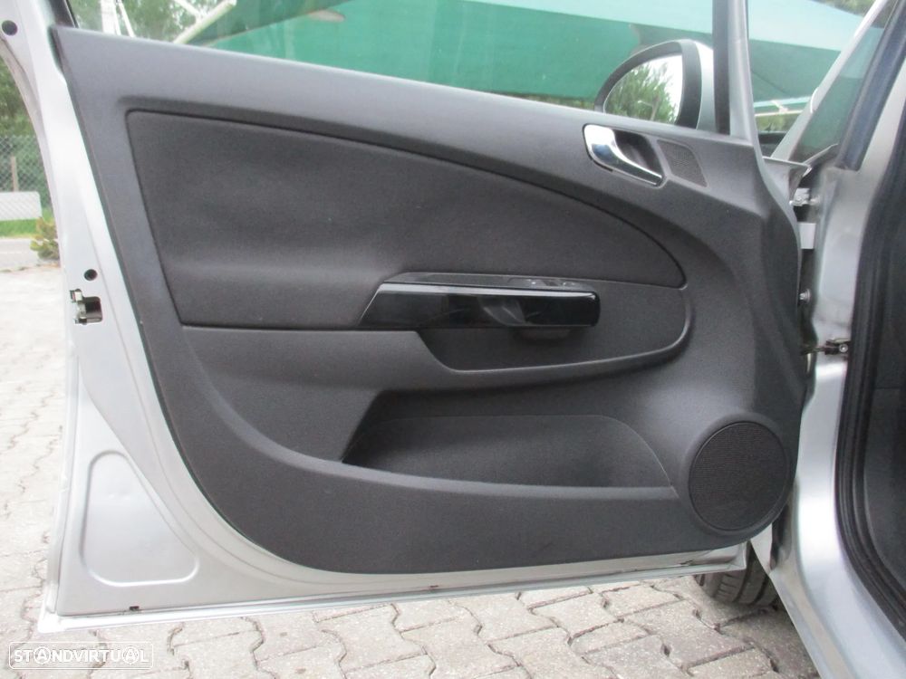 Opel Corsa 1.2 Enjoy S/S - 23