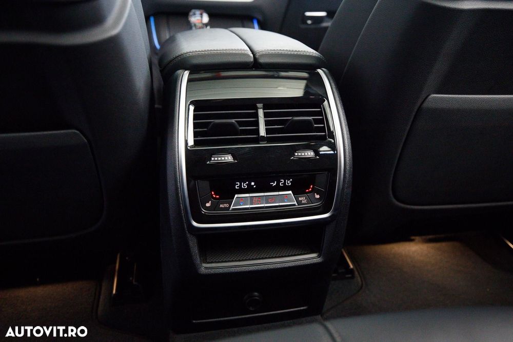 BMW X5 2022 — imagine 74