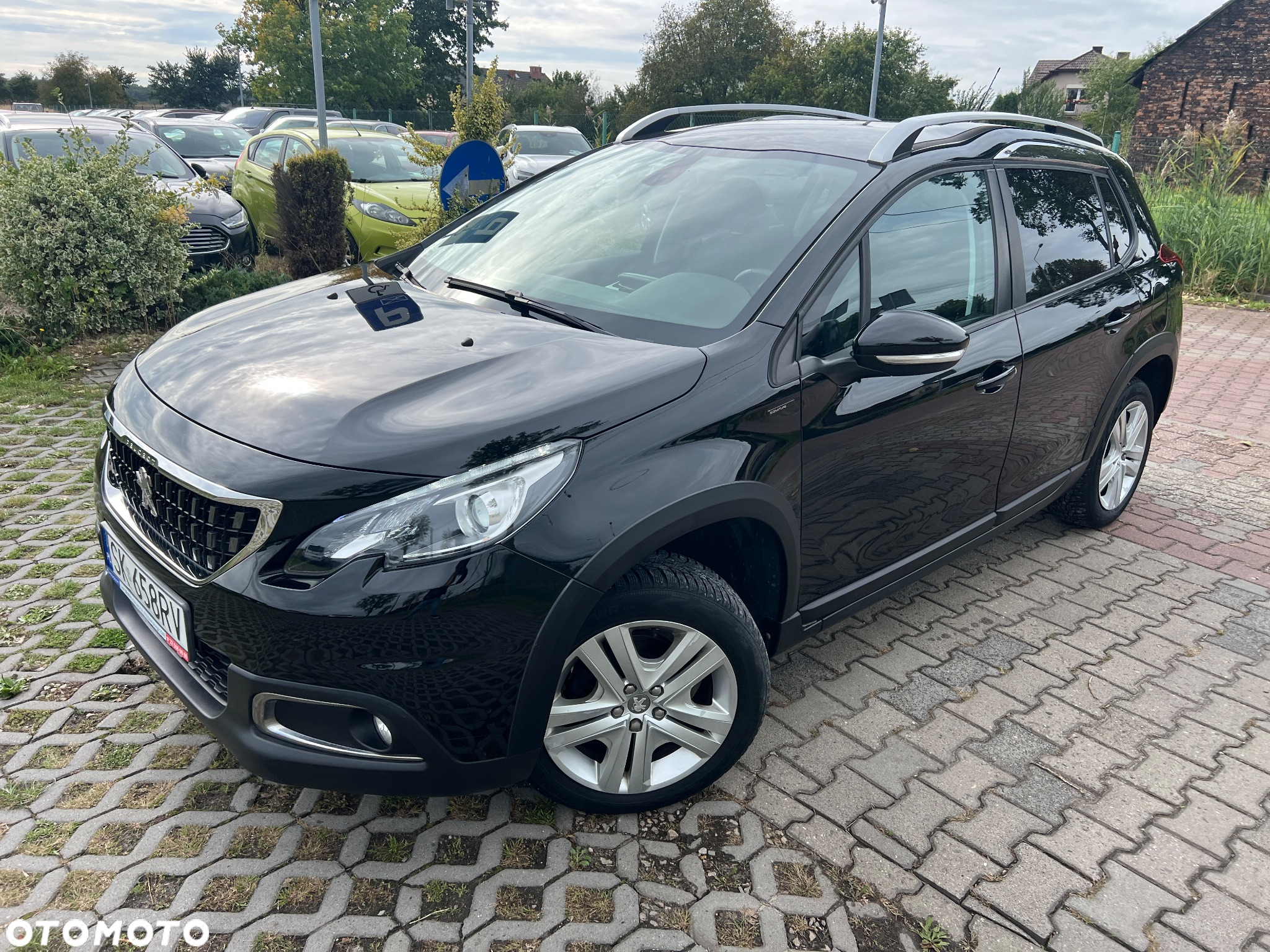 Peugeot 2008 1.2 Pure Tech Signature - 33