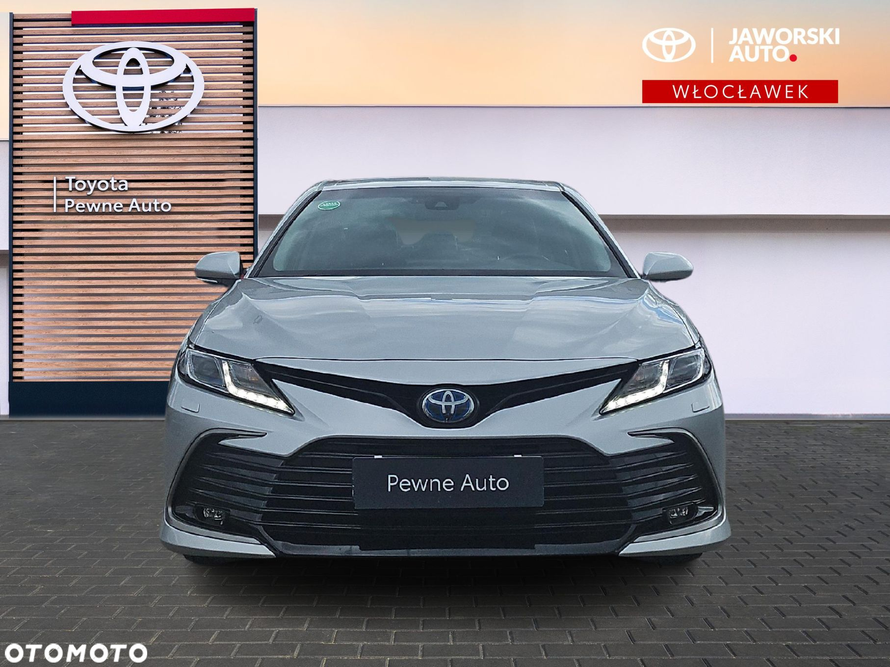 Toyota Camry - 9