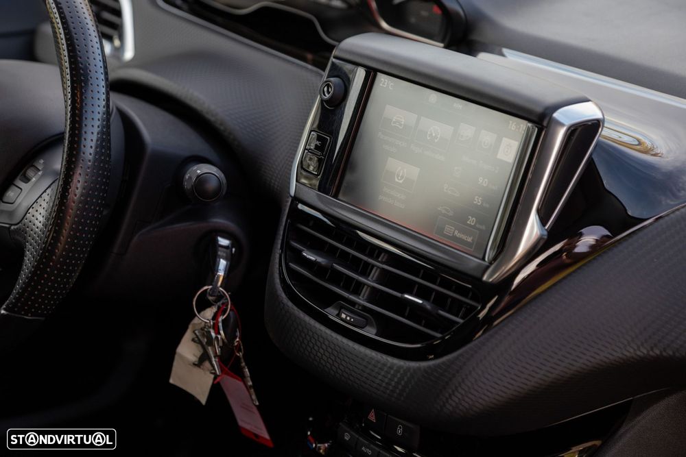 Peugeot 2008 PureTech 110 Stop&Start GT-Line Edition - 38
