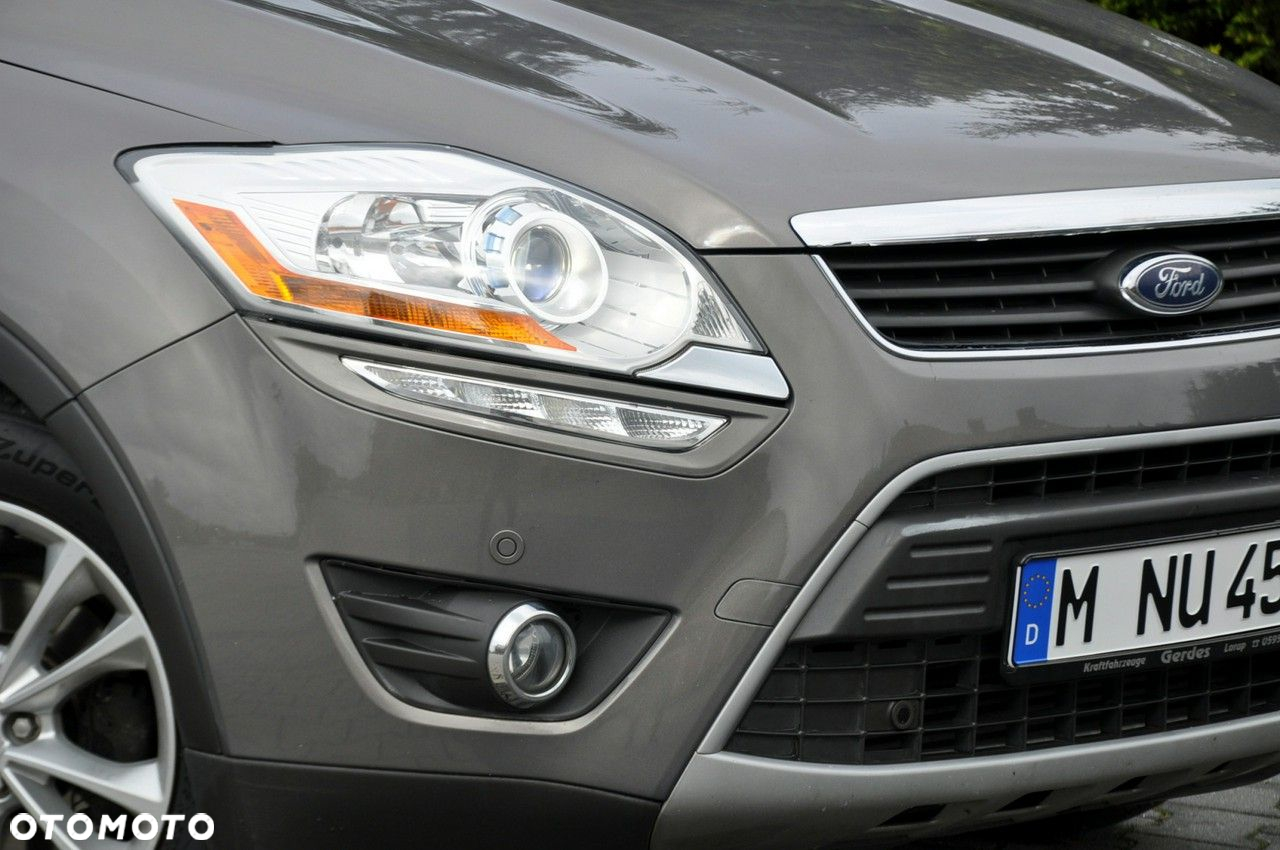 Ford Kuga - 12