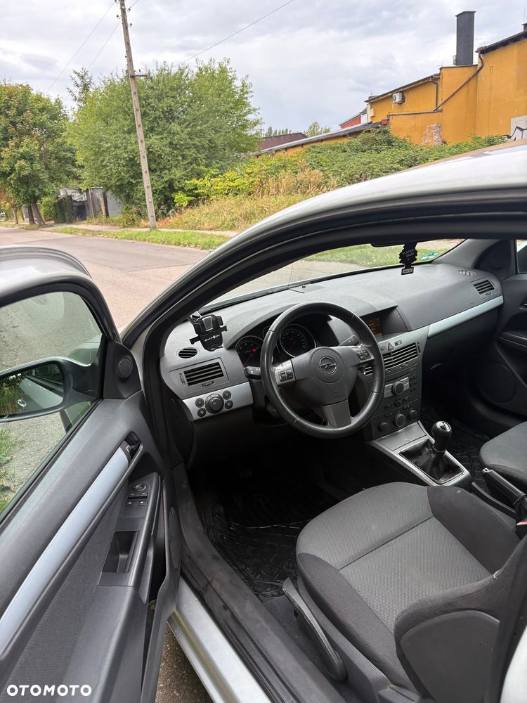 Opel Astra 1.6 Enjoy - 13