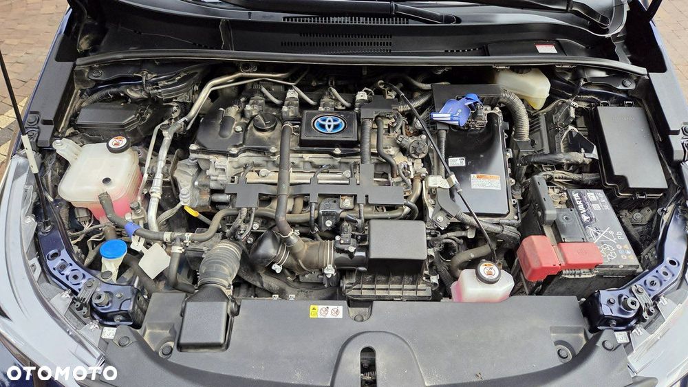 Toyota Corolla 1.8 Hybrid Comfort - 38