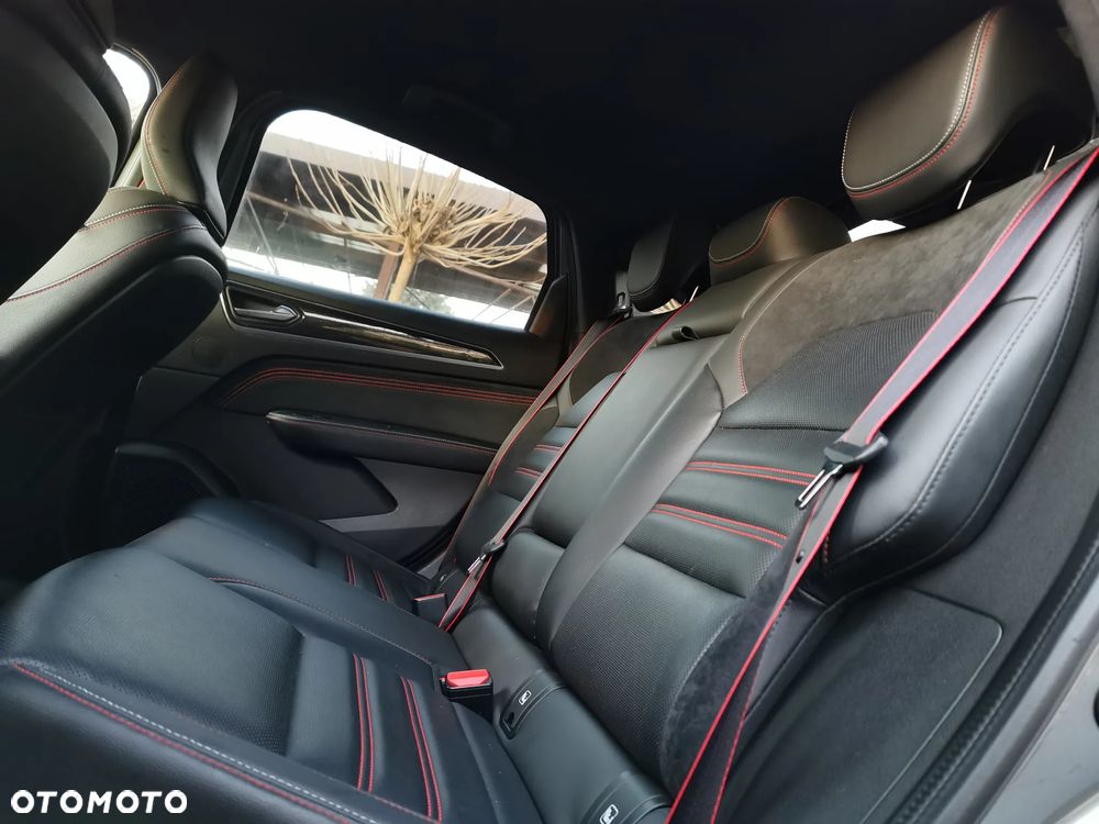 Renault Arkana E-TECH 145 R.S.LINE - 18