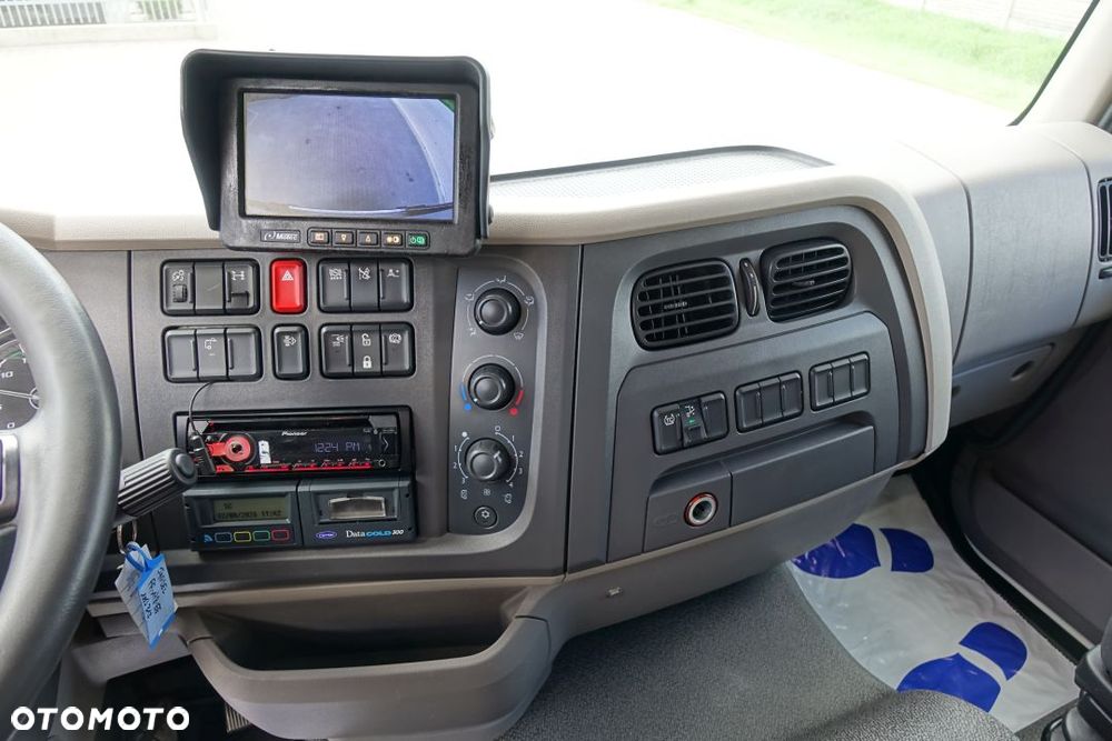 DAF LF 290 / CHŁODNIA / FRIGOBLOCK FK13 / EURO 6 / AUTOMAT / ROLETA / WINDA ZAŁADUNKOWA - 29
