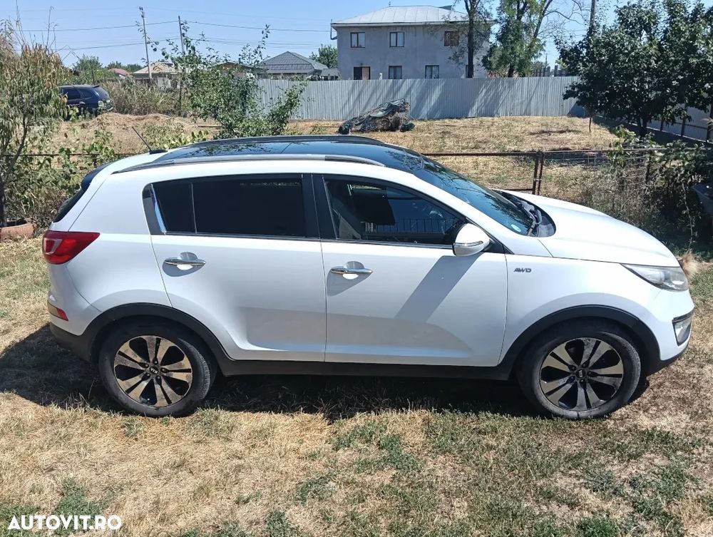 Kia Sportage 2.0 DSL MT 4x4 PREMIUM - 6