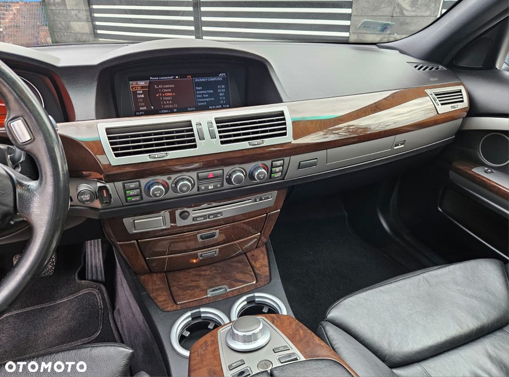 BMW Seria 7 730d - 29