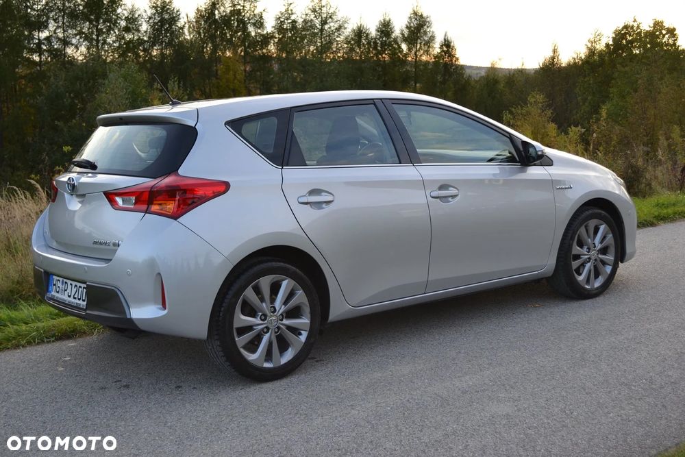Toyota Auris 1.8 HSD Luna - 9