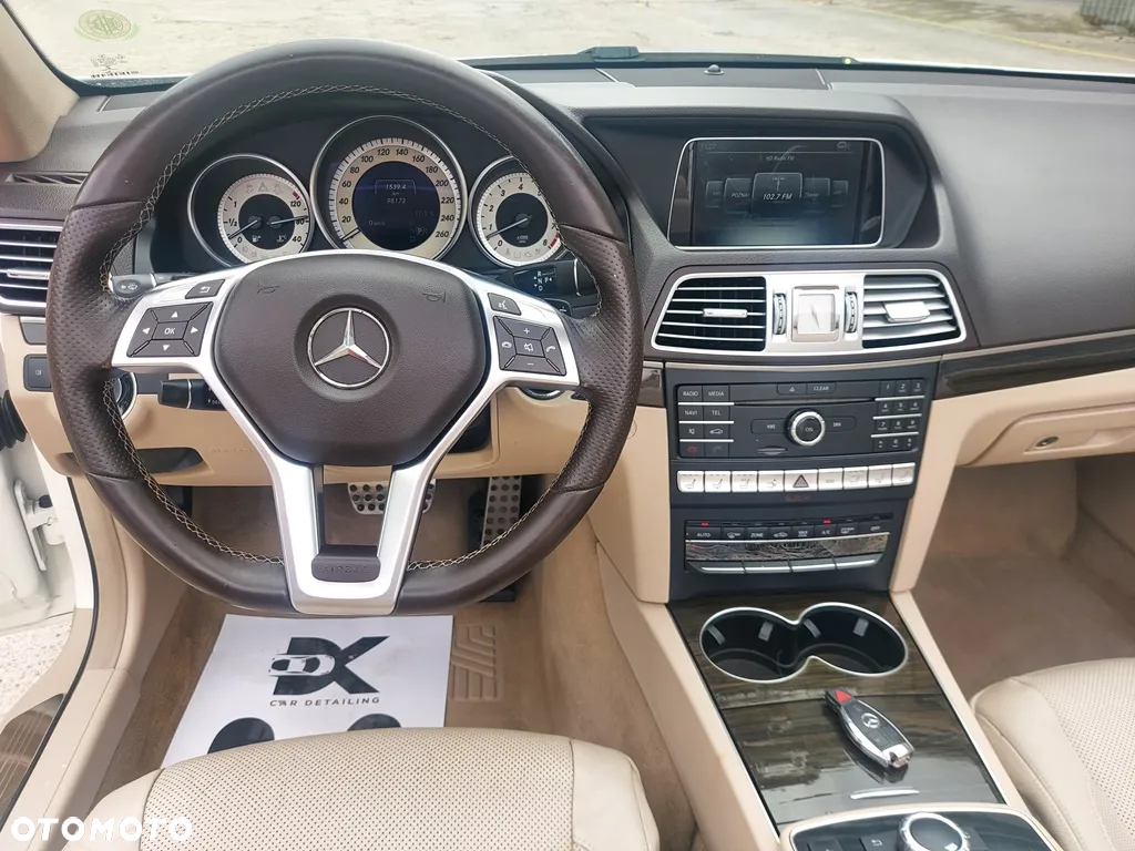 Mercedes-Benz Klasa E 400 4Matic Cabrio 9G-TRONIC AMG Line - 13