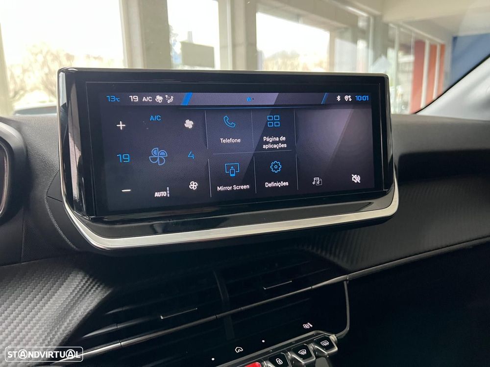 Peugeot 208 1.2 Hybrid Allure e-DCS6 - 14