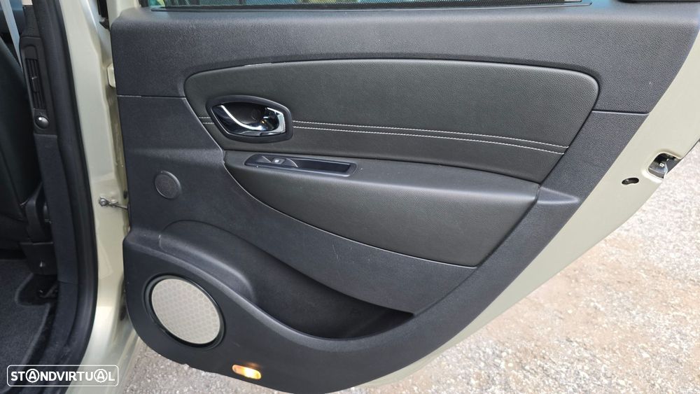 Renault Grand Scénic 1.5 dCi Bose Edition SS - 49