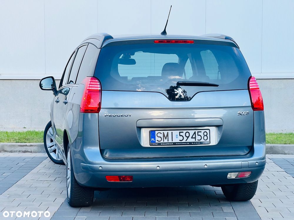 Peugeot 5008 HDI 150 Allure - 3