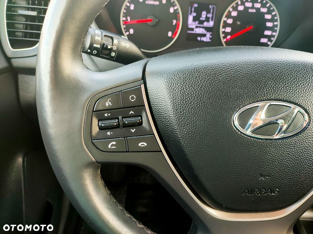 Hyundai i20 - 23