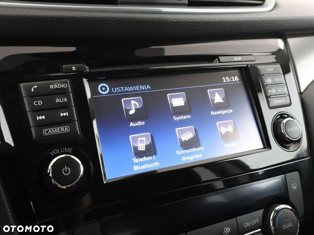 Nissan Qashqai 1.6 DIG-T N-Connecta - 24