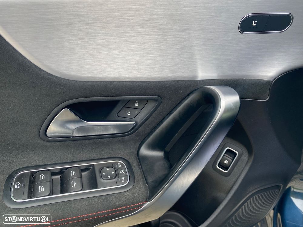 Mercedes-Benz A 250 e AMG Line - 6