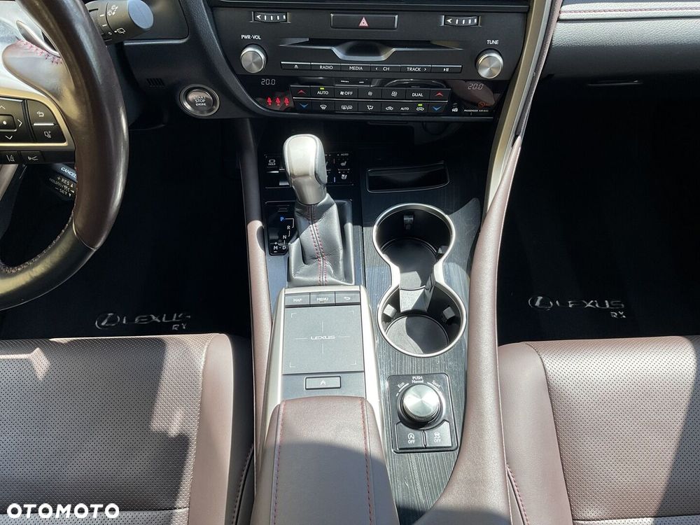 Lexus RX - 30