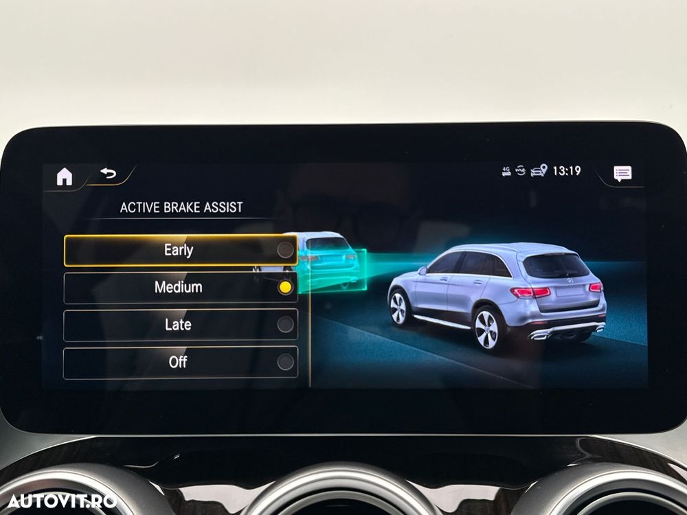 Mercedes-Benz GLC 300 e 4MATIC - 33