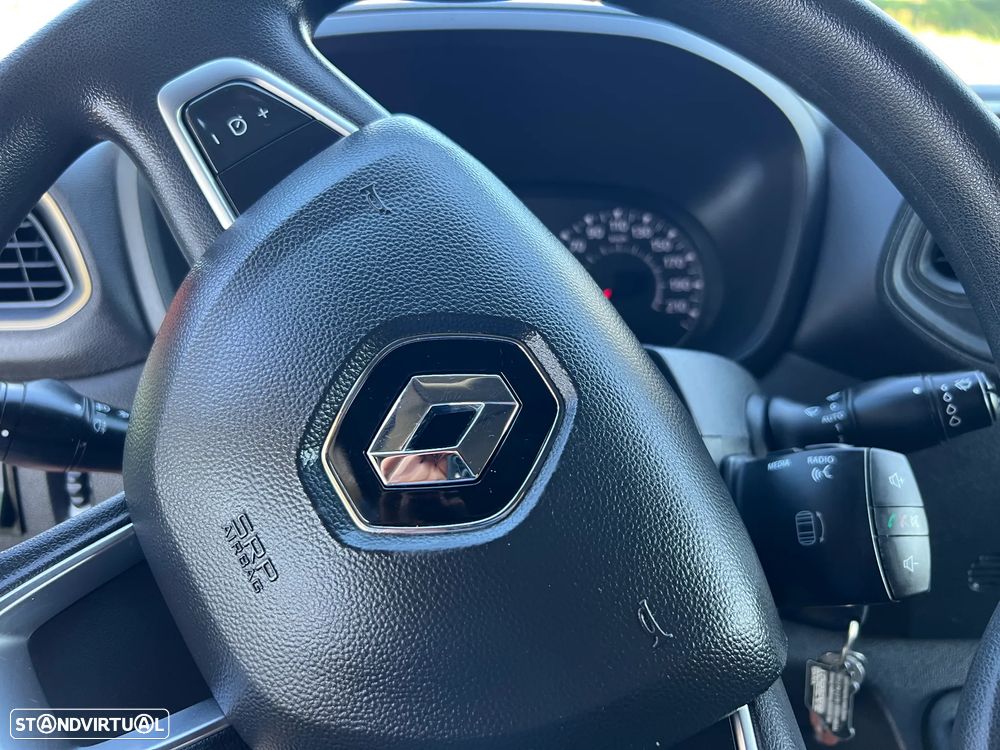 Renault MASTER 2.3 BlueDci 170 cv Esp. Cavalos de Desporto Barbot - 16