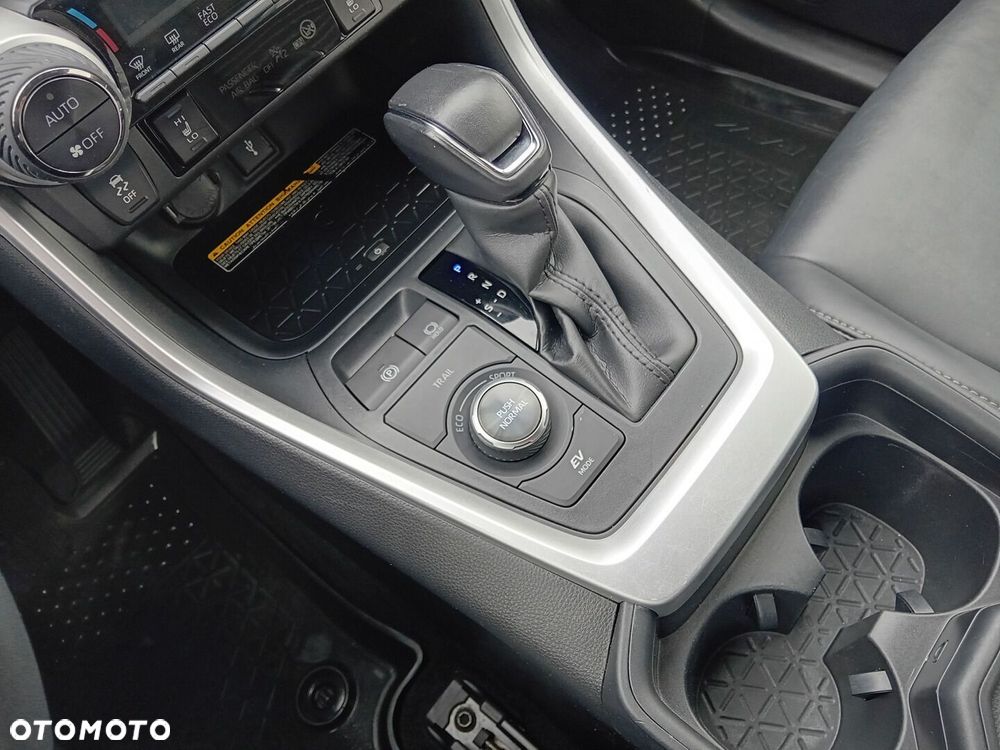 Toyota RAV4 2.5 Hybrid Black Edition by JBL 4x4 - 17