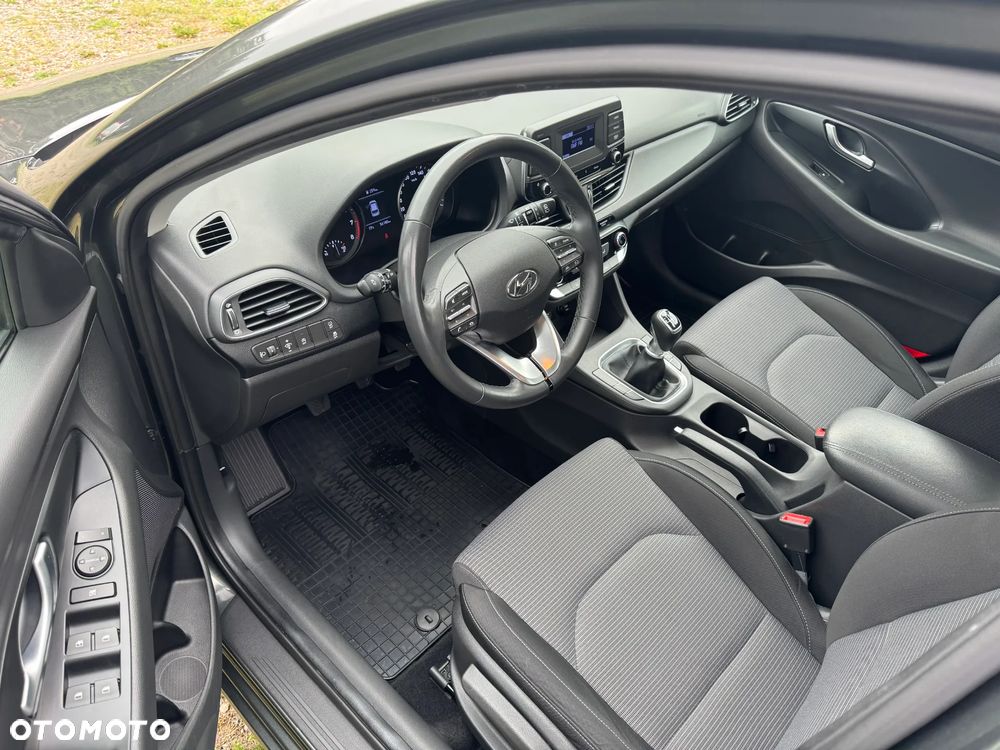Hyundai i30 1.5 DPI Modern - 12