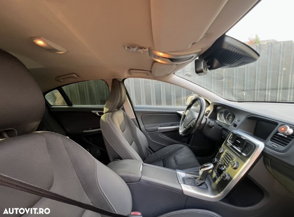 Volvo S60 D4 Summum - 7