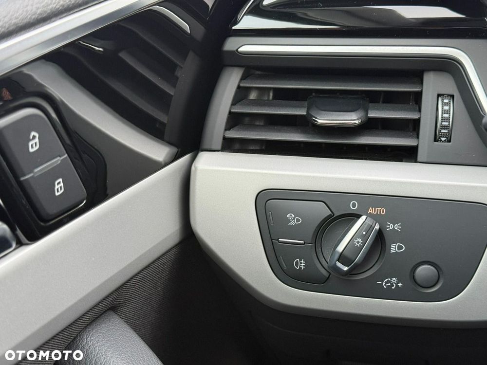 Audi A4 Avant 35 TFSI S tronic S line - 21