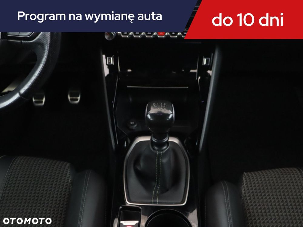 Peugeot 2008 - 18