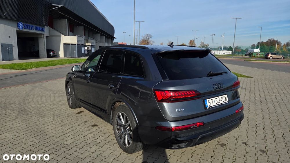 Audi Q7 - 9
