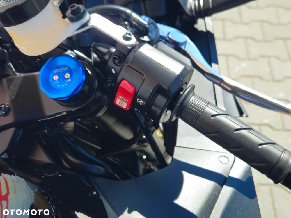 Honda CBR - 19