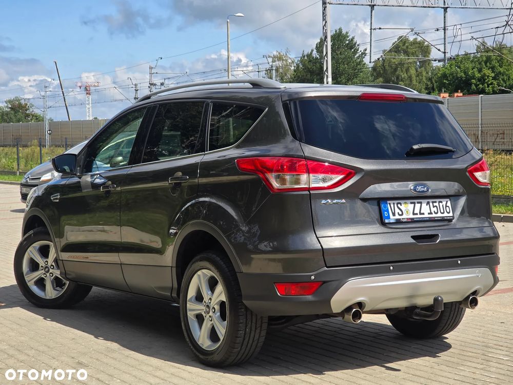 Ford Kuga 2.0 TDCi 4x4 Titanium - 8