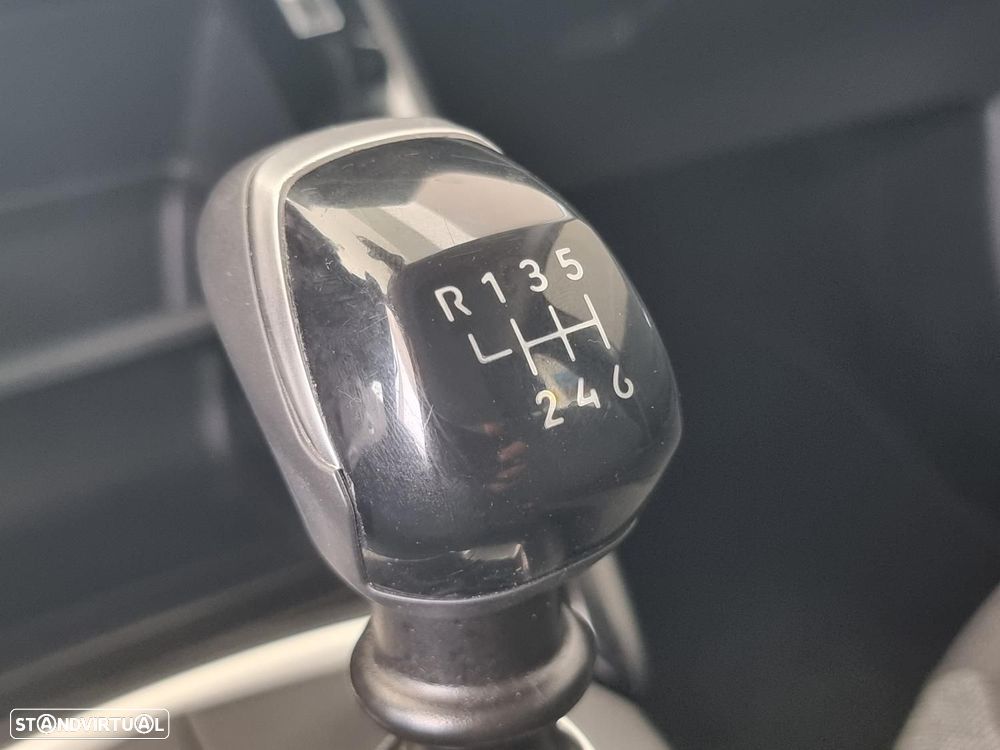 Peugeot 208 1.2 PureTech Active Pack - 24