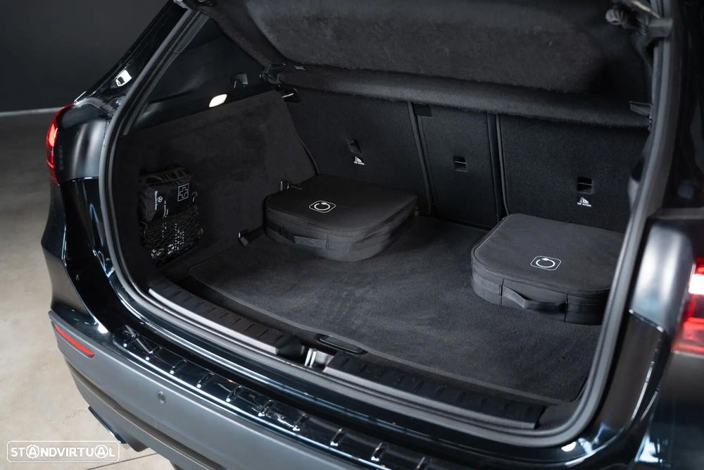 Mercedes-Benz GLA 250 e AMG Line - 50