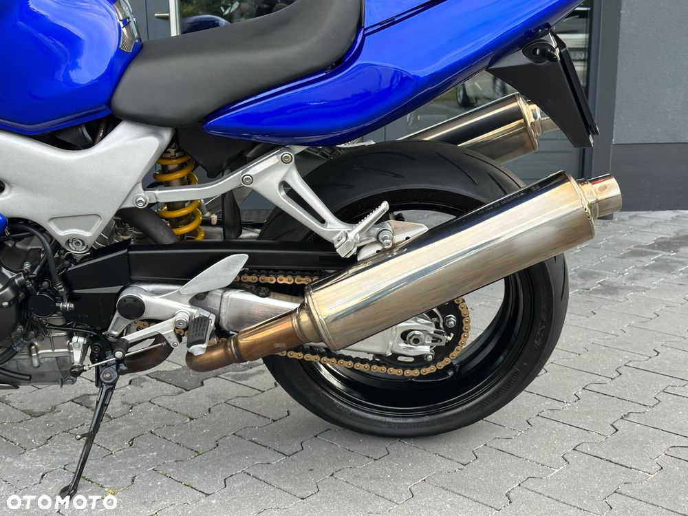 Honda VTR - 32