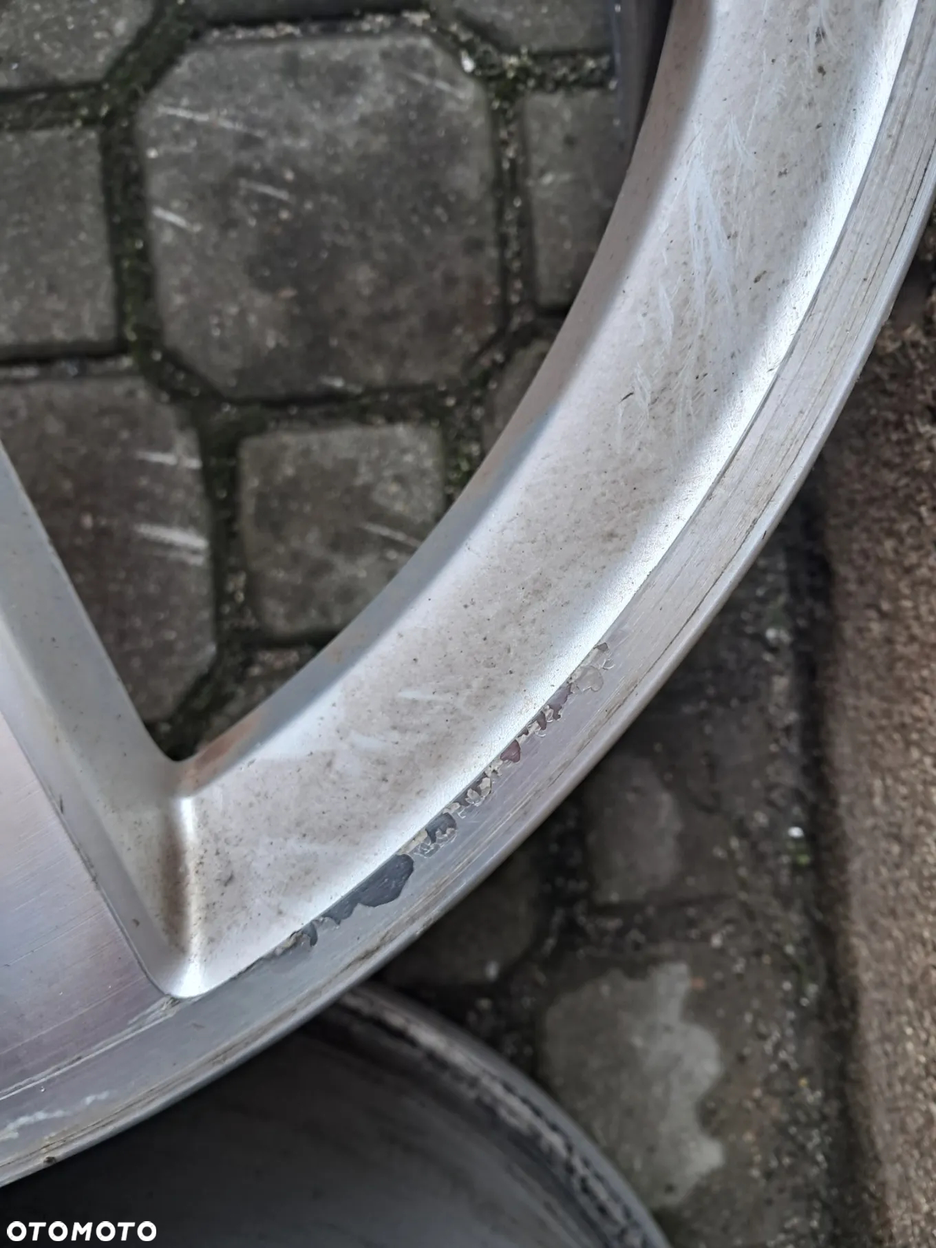 Felga aluminiowa Audi Q5 SQ5 8R0 8.0" x 19" 5x112 ET 39 - 5