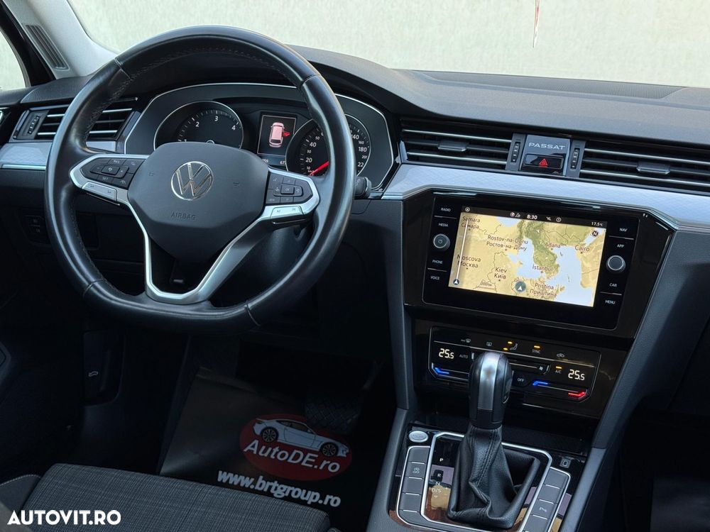 Volkswagen Passat - 11